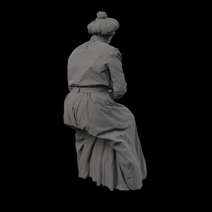 132s-0128 Victorian/Edwardian Lady Reading Book Figure