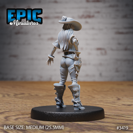 3419 - Female Gunslinger 28mm Figure