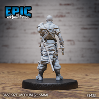 3433 - Gold Prospector Lamp 28mm Figure