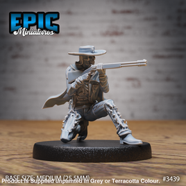 3439 - Undead Gunslinger Rifle 28mm Figure