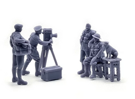 WW1 British Soldiers Taking Pictures