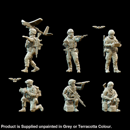BHG012 Drone Operators (Full Set) Figure