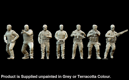 BHG027 South American Police Full Set Figure