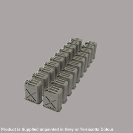 DS001 WW2 US Fuel and Water Jerry Cans OO Scale Accessory