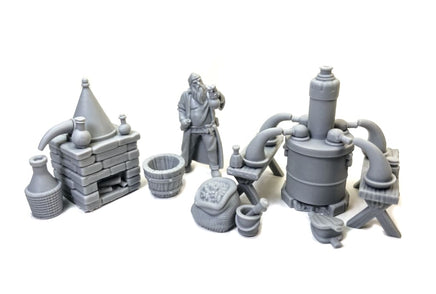 GM028 Medieval Village Scenes - Village Distillery Medieval Figure