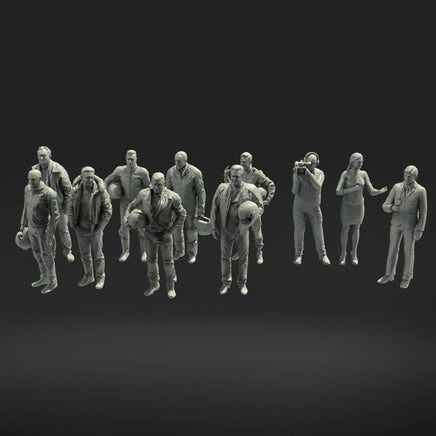 MM1106 Male Bike riders and Camera crew Figure