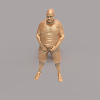 MM118 Large Drunk Male Urinating Figure