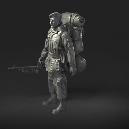 MM2053 Royal Marine With GPMG Figure