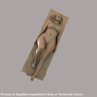 MM2072 Girl on Towel beach/garden Figure