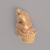 MM566 1940’s Style Female Sitting on Washing Basket Figure