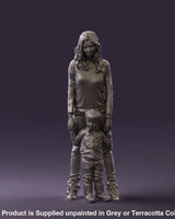 Mm849 Woman And Son In Winter Clothes Figure