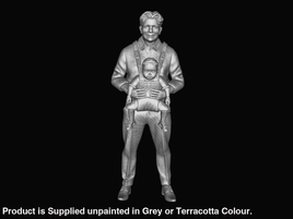 Mm882 Father And Carrying Baby Figure