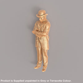 MM928A Edwardian/Victorian Male Arms Crossed Figure